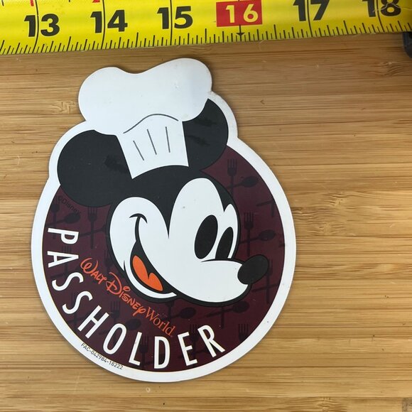 Walt Disney World Passholder Collectible Magnets Tinker Bell Chef Mickey,Minnie - Picture 4 of 8